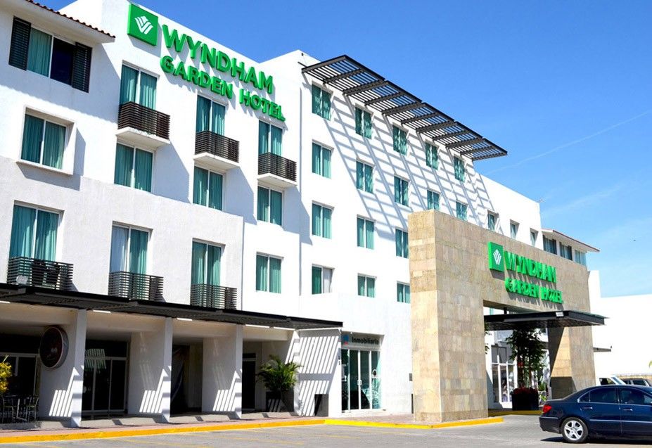 Wyndham Garden Silao Bajio Aeropuerto Hotel Exterior photo