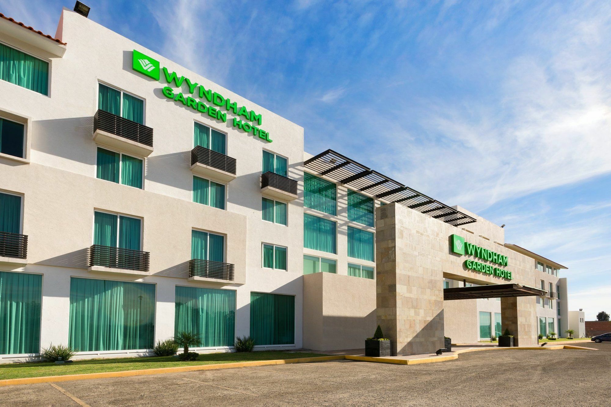 Wyndham Garden Silao Bajio Aeropuerto Hotel Exterior photo